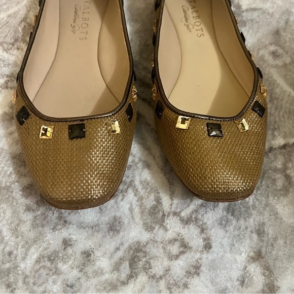 Talbots Couture Soft Gold Metallic Flats with Embellishments, Size 6.5 - Picture 2 of 7